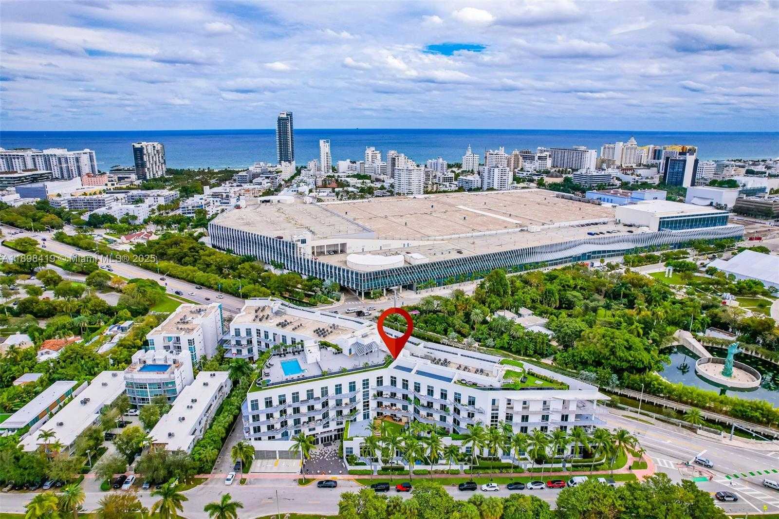 Small Image of 2001 MERIDIAN AVE #404, Miami Beach Number 30