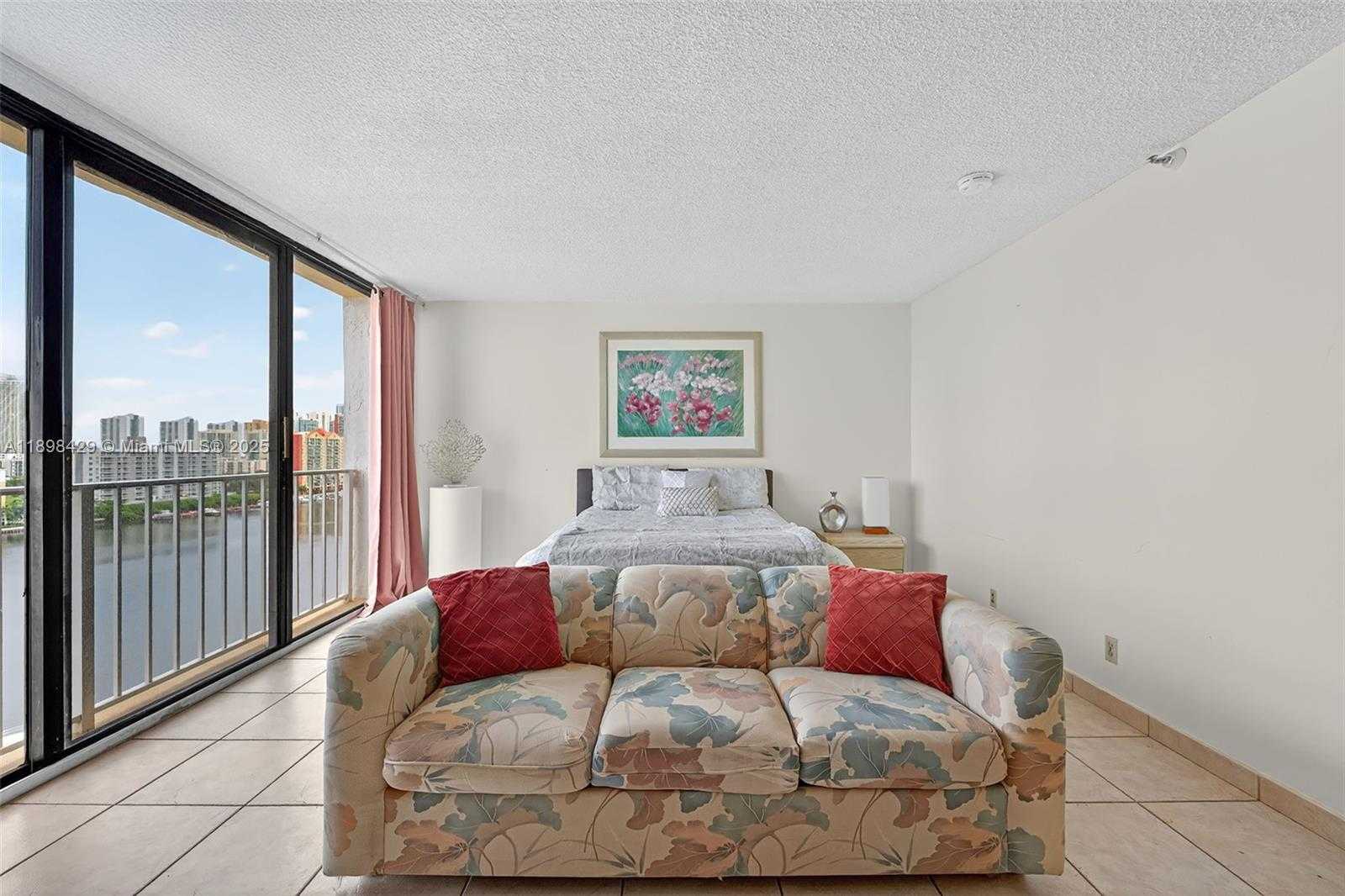 Small Image of 290 174TH ST #1415, Sunny Isles Beach Number 18