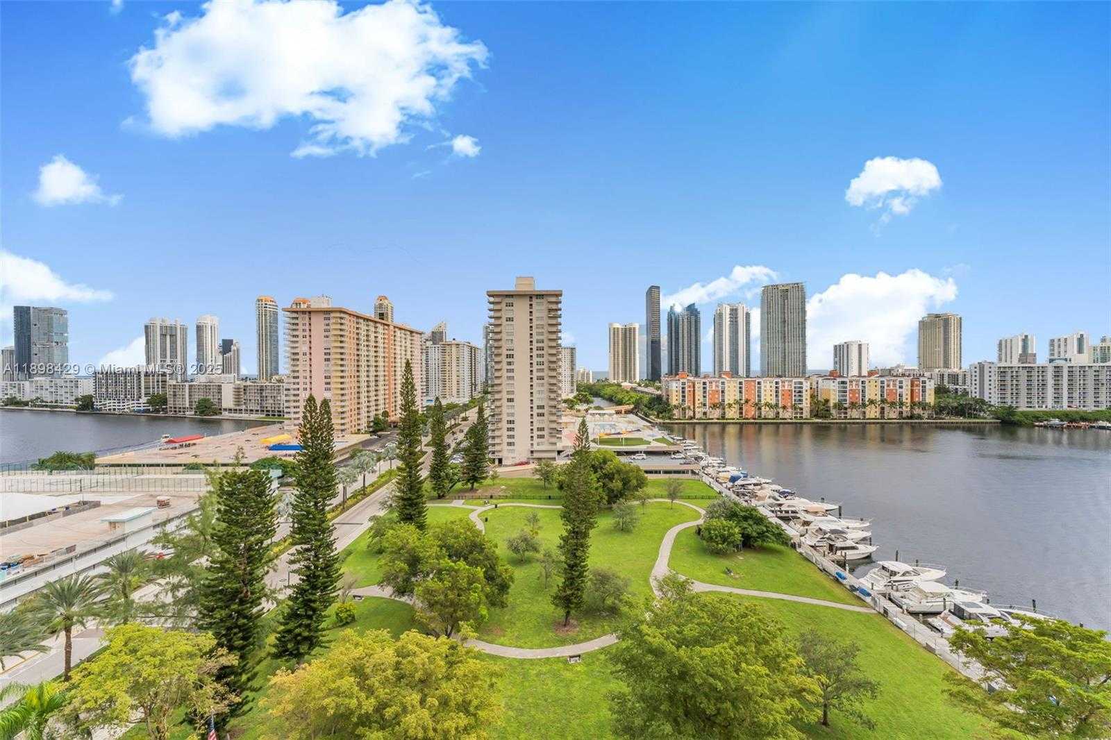 Small Image of 290 174TH ST #1415, Sunny Isles Beach Number 2