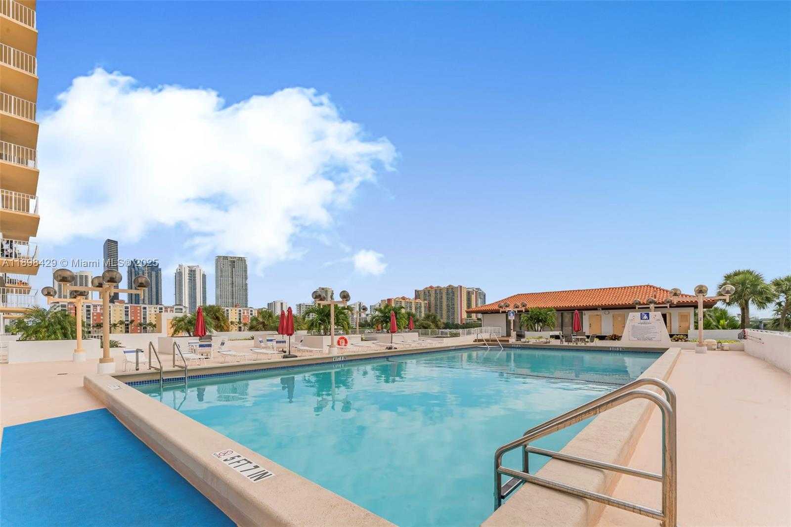 Small Image of 290 174TH ST #1415, Sunny Isles Beach Number 22