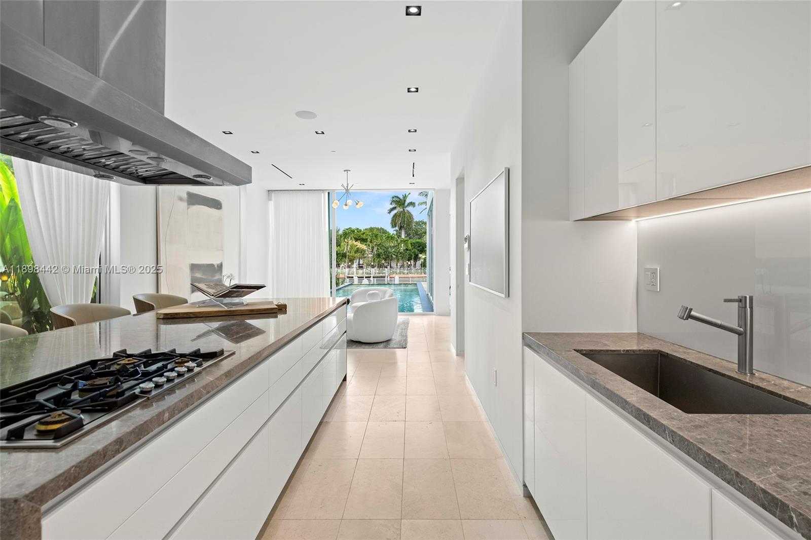 Small Image of 1031 WEST 48TH ST #6, Miami Beach Number 31