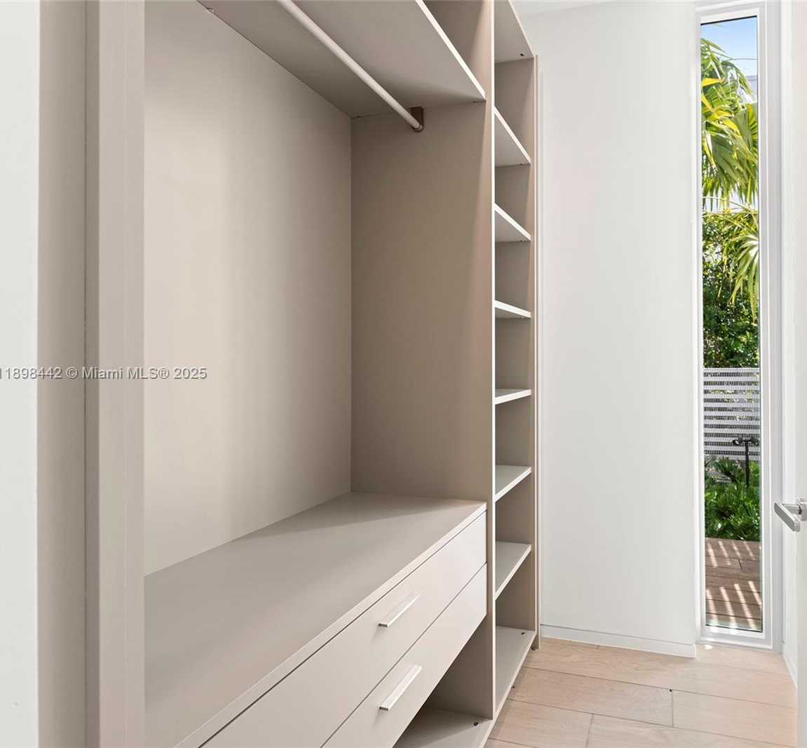 Small Image of 1031 WEST 48TH ST #6, Miami Beach Number 35