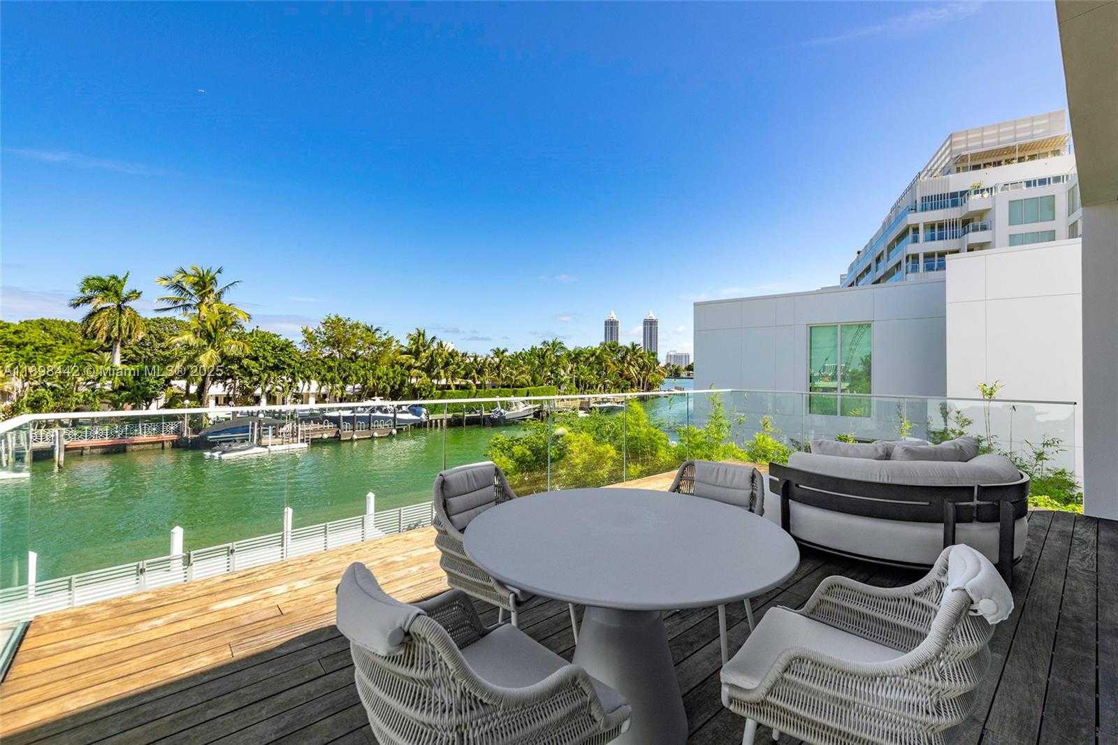 Small Image of 1031 WEST 48TH ST #6, Miami Beach Number 48