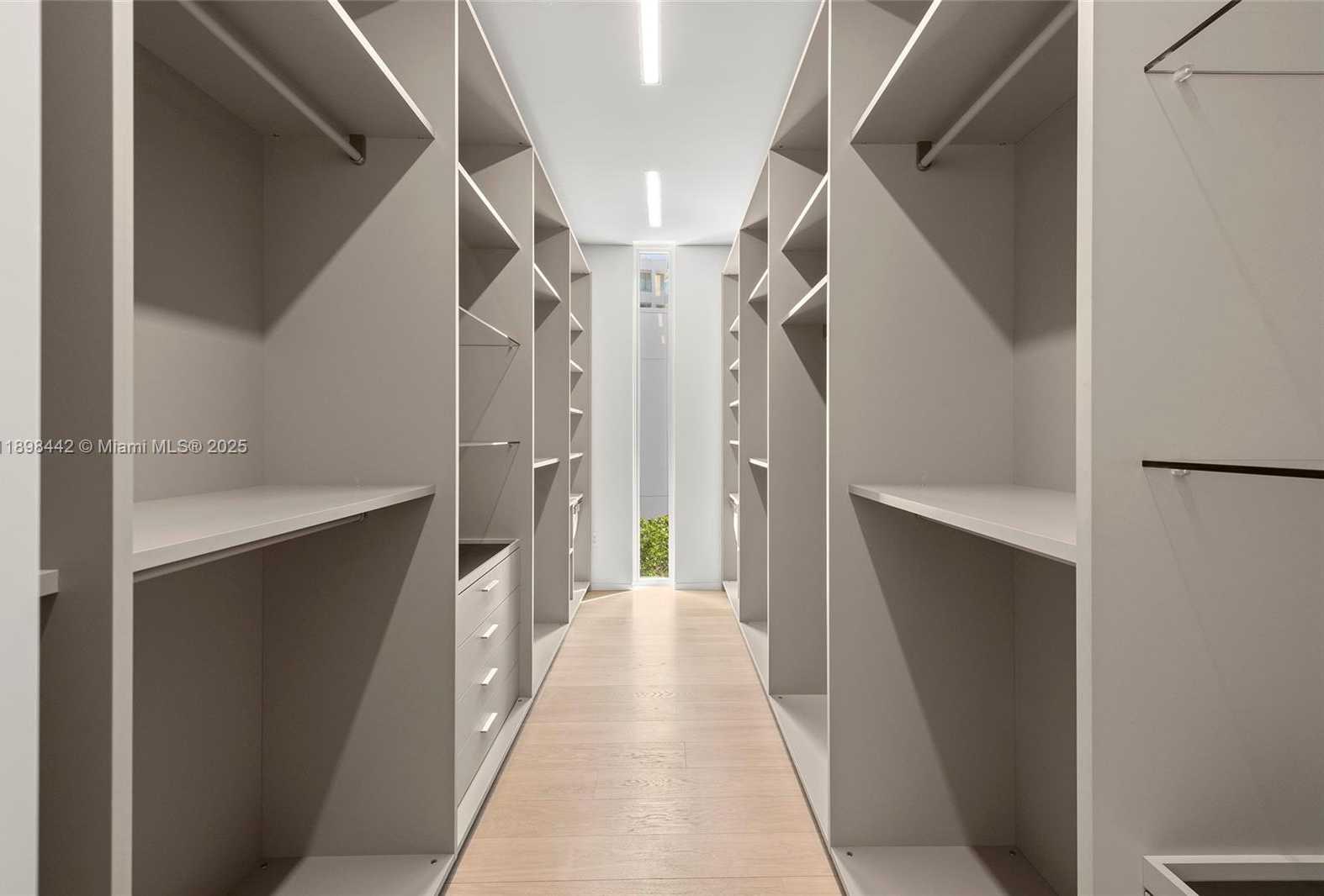 Small Image of 1031 WEST 48TH ST #6, Miami Beach Number 57