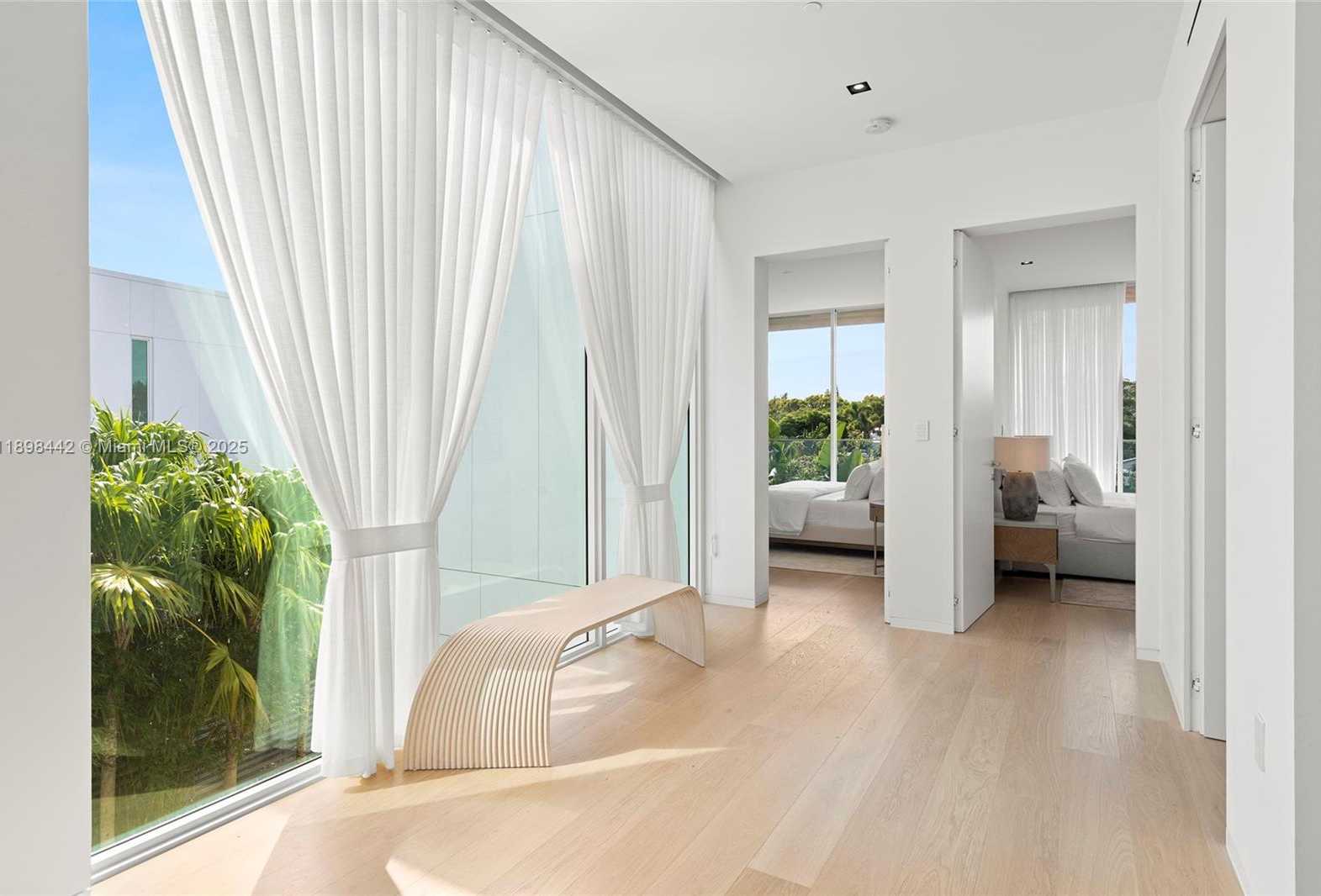 Small Image of 1031 WEST 48TH ST #6, Miami Beach Number 63