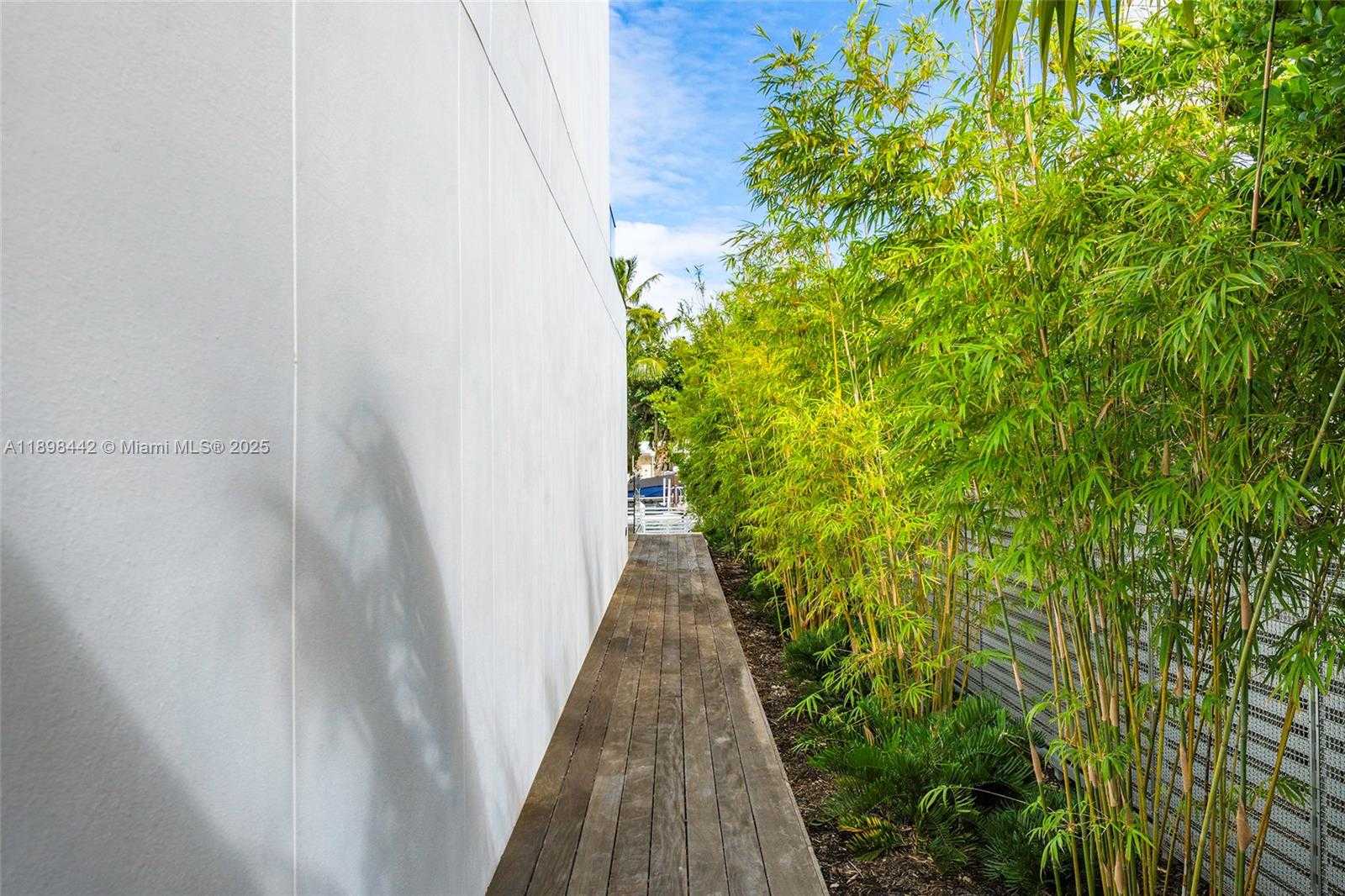 Small Image of 1031 WEST 48TH ST #6, Miami Beach Number 76