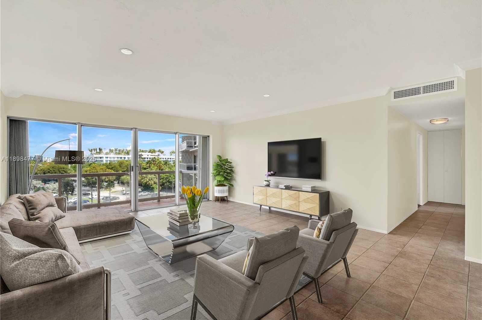 Small Image of 2451 BRICKELL AVE #6N, Miami Number 13