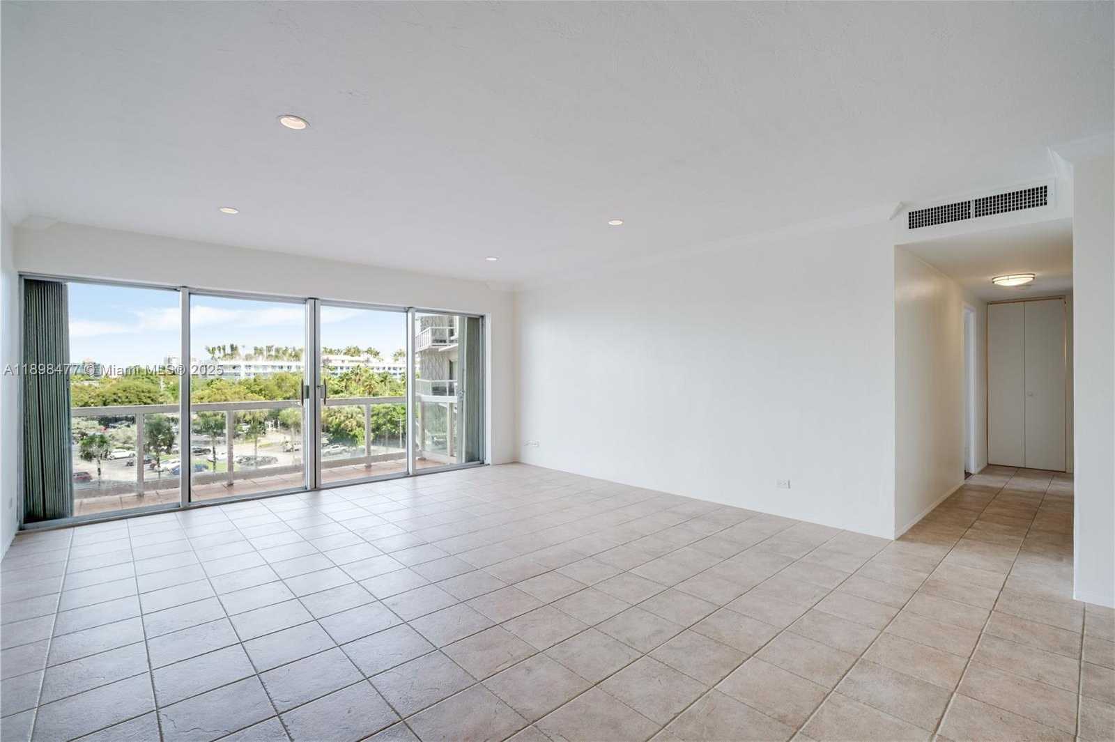 Small Image of 2451 BRICKELL AVE #6N, Miami Number 18