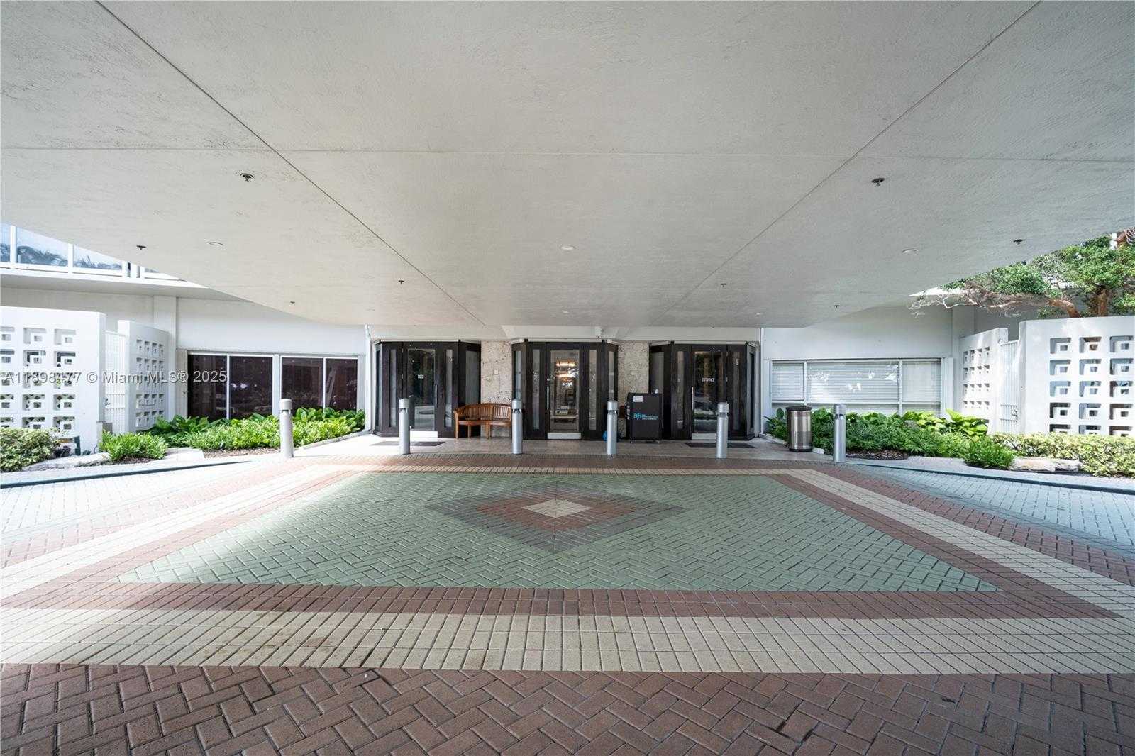 Small Image of 2451 BRICKELL AVE #6N, Miami Number 3