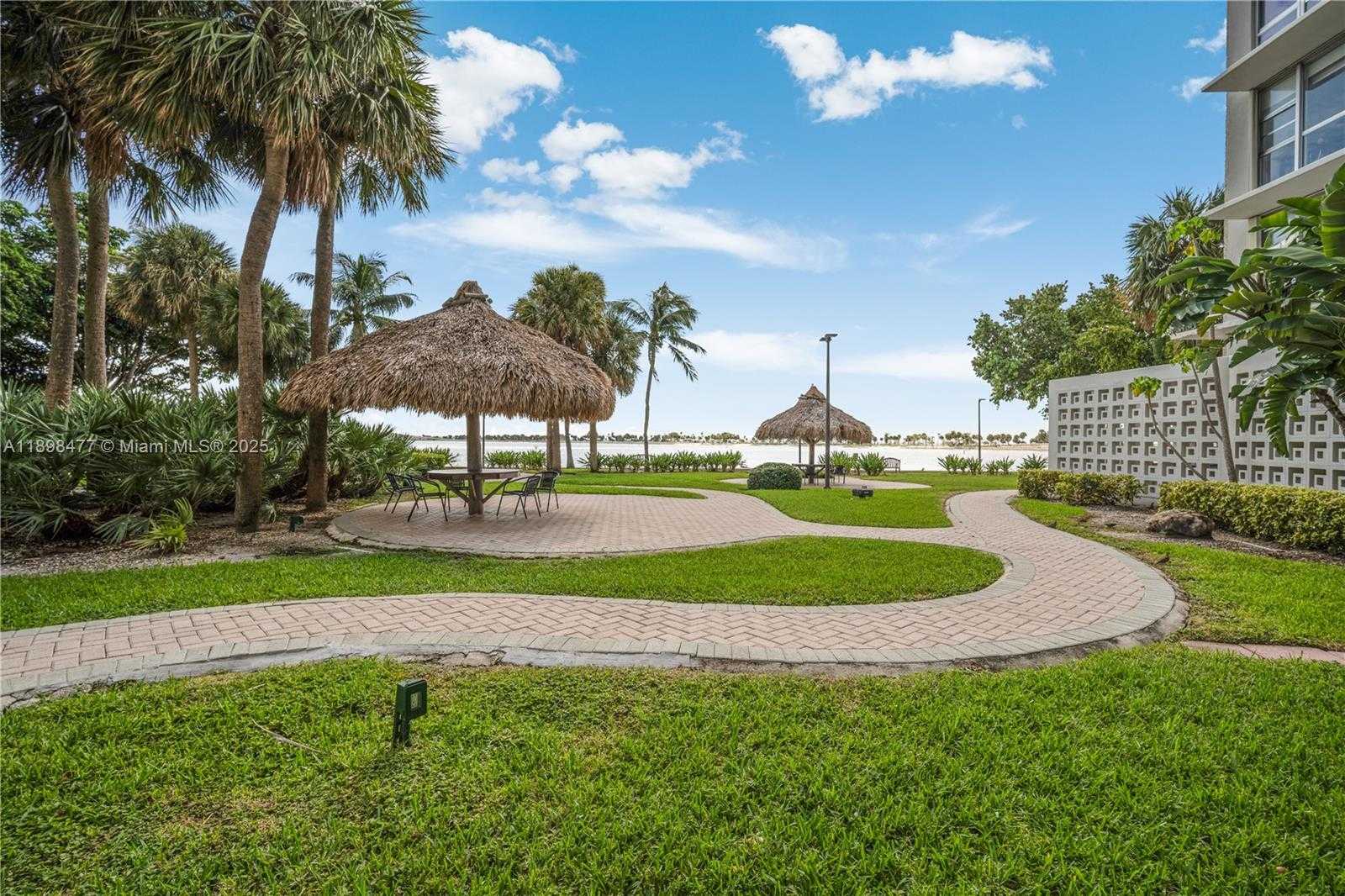 Small Image of 2451 BRICKELL AVE #6N, Miami Number 31