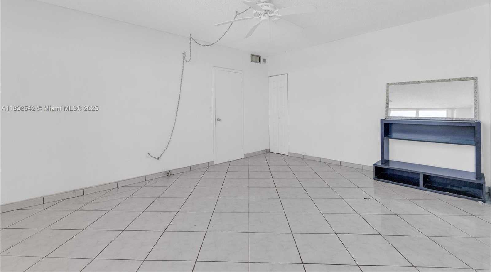 Small Image of 2829 INDIAN CREEK DR #1110, Miami Beach Number 10