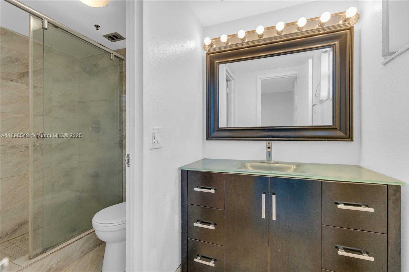 Small Image of 2829 INDIAN CREEK DR #1110, Miami Beach Number 11