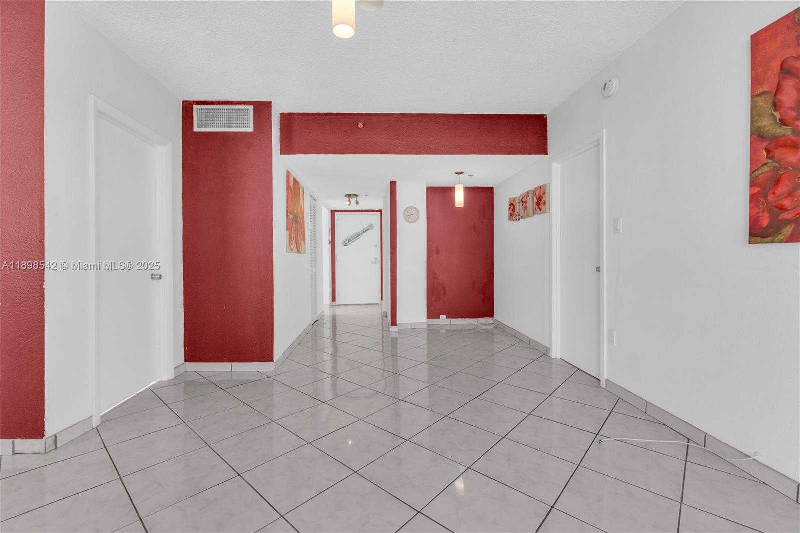 Small Image of 2829 INDIAN CREEK DR #1110, Miami Beach Number 23