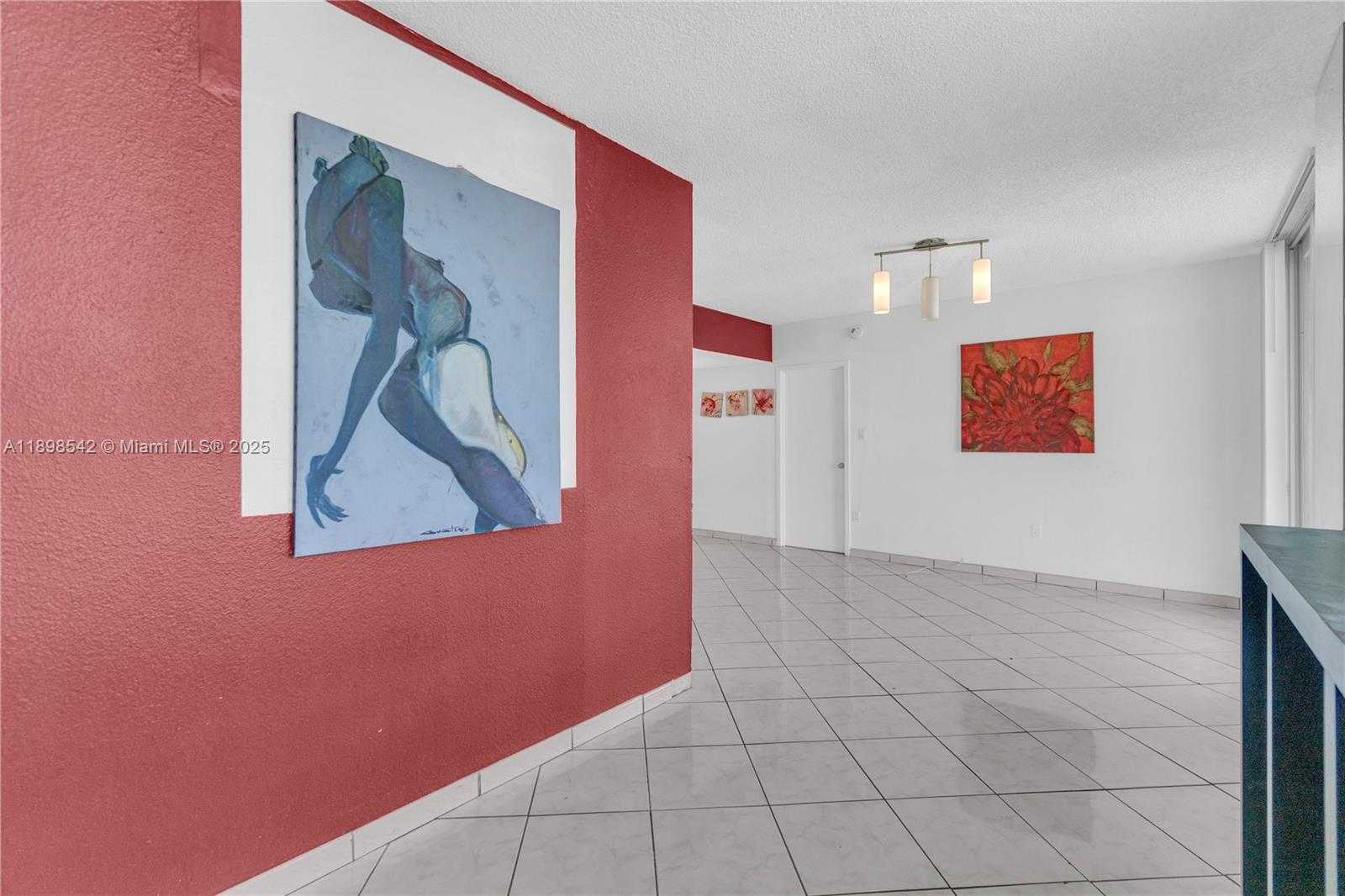 Small Image of 2829 INDIAN CREEK DR #1110, Miami Beach Number 26