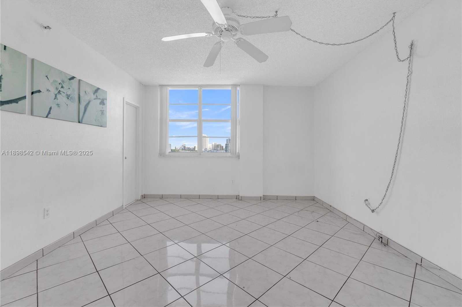 Small Image of 2829 INDIAN CREEK DR #1110, Miami Beach Number 9
