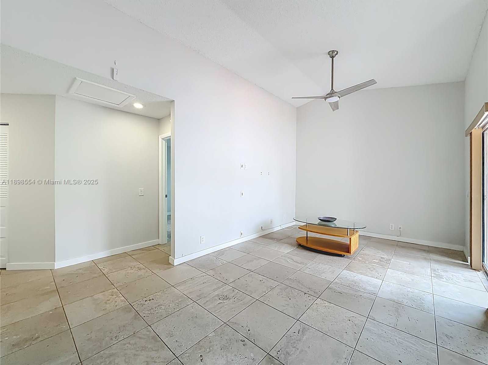 Small Image of 1485 SPRINGSIDE DR, Weston Number 10