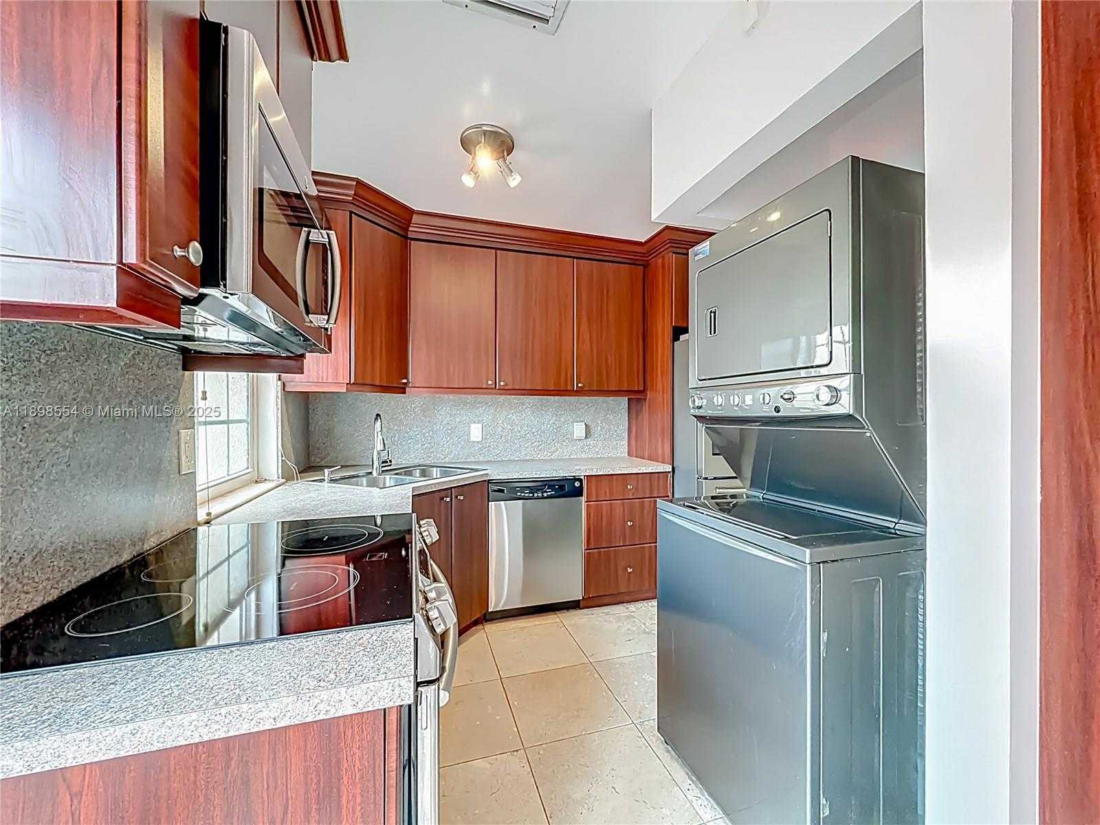 Small Image of 1485 SPRINGSIDE DR, Weston Number 21