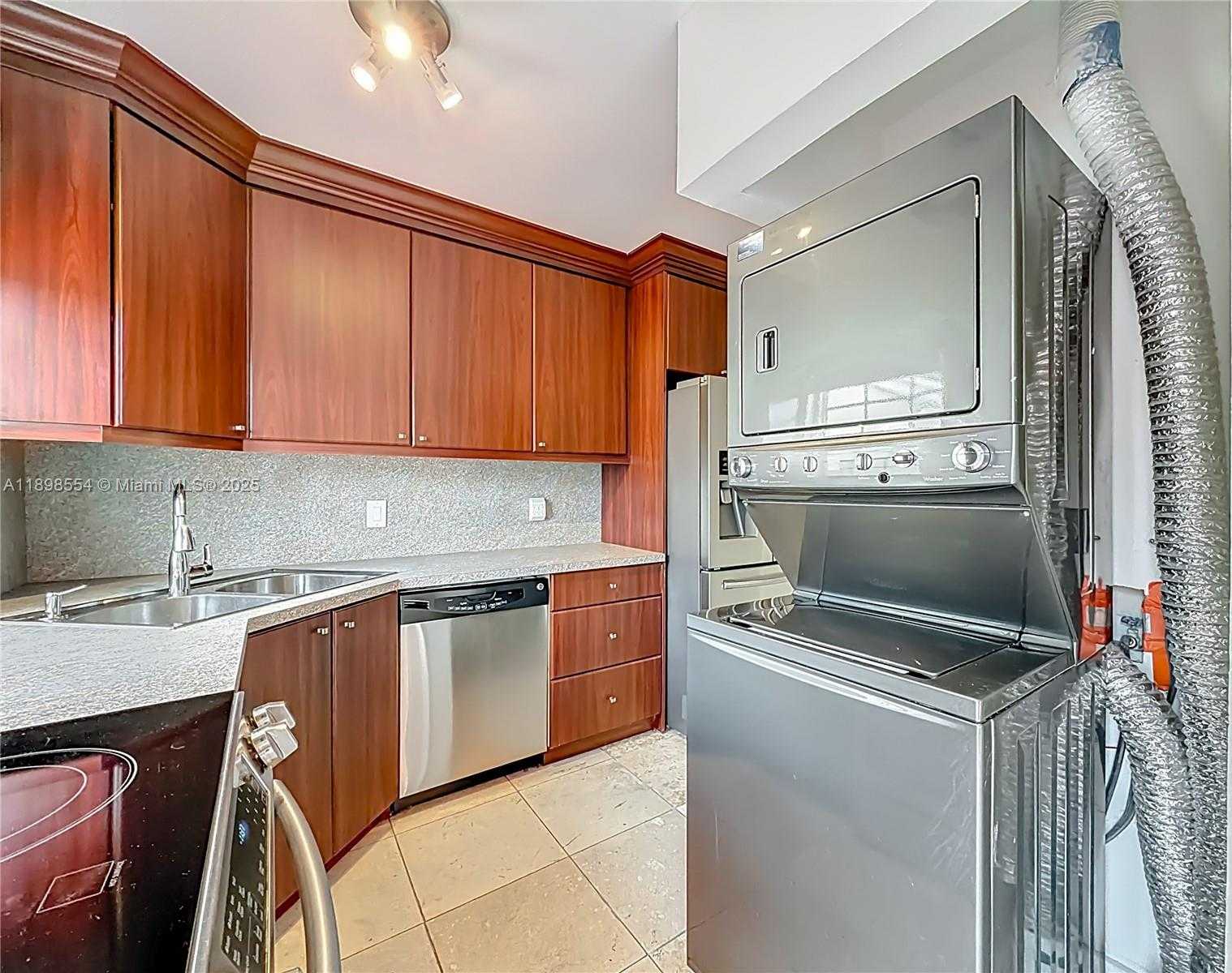 Small Image of 1485 SPRINGSIDE DR, Weston Number 23