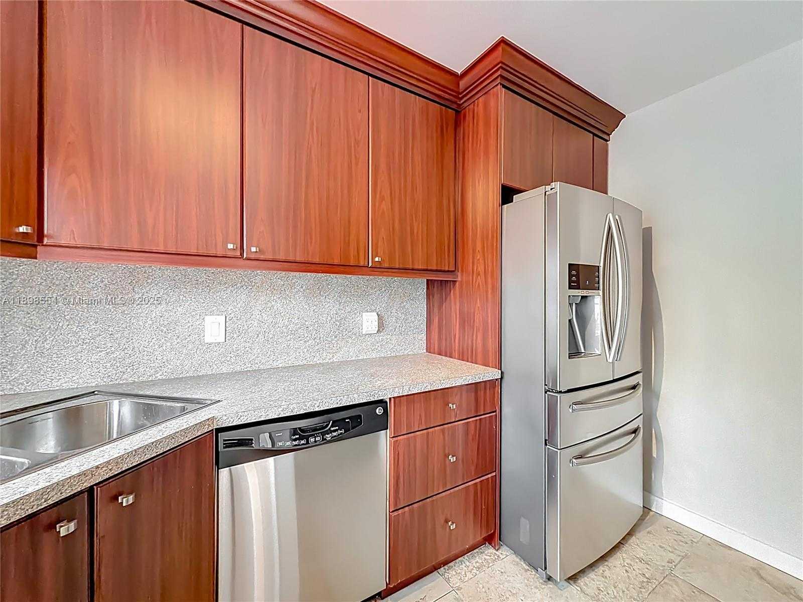 Small Image of 1485 SPRINGSIDE DR, Weston Number 25