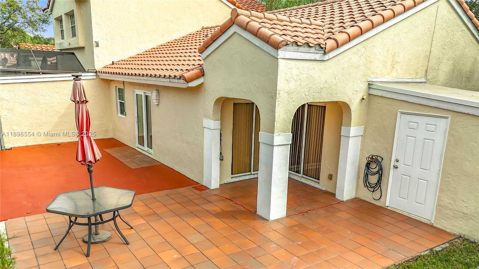 Small Image of 1485 SPRINGSIDE DR, Weston Number 58