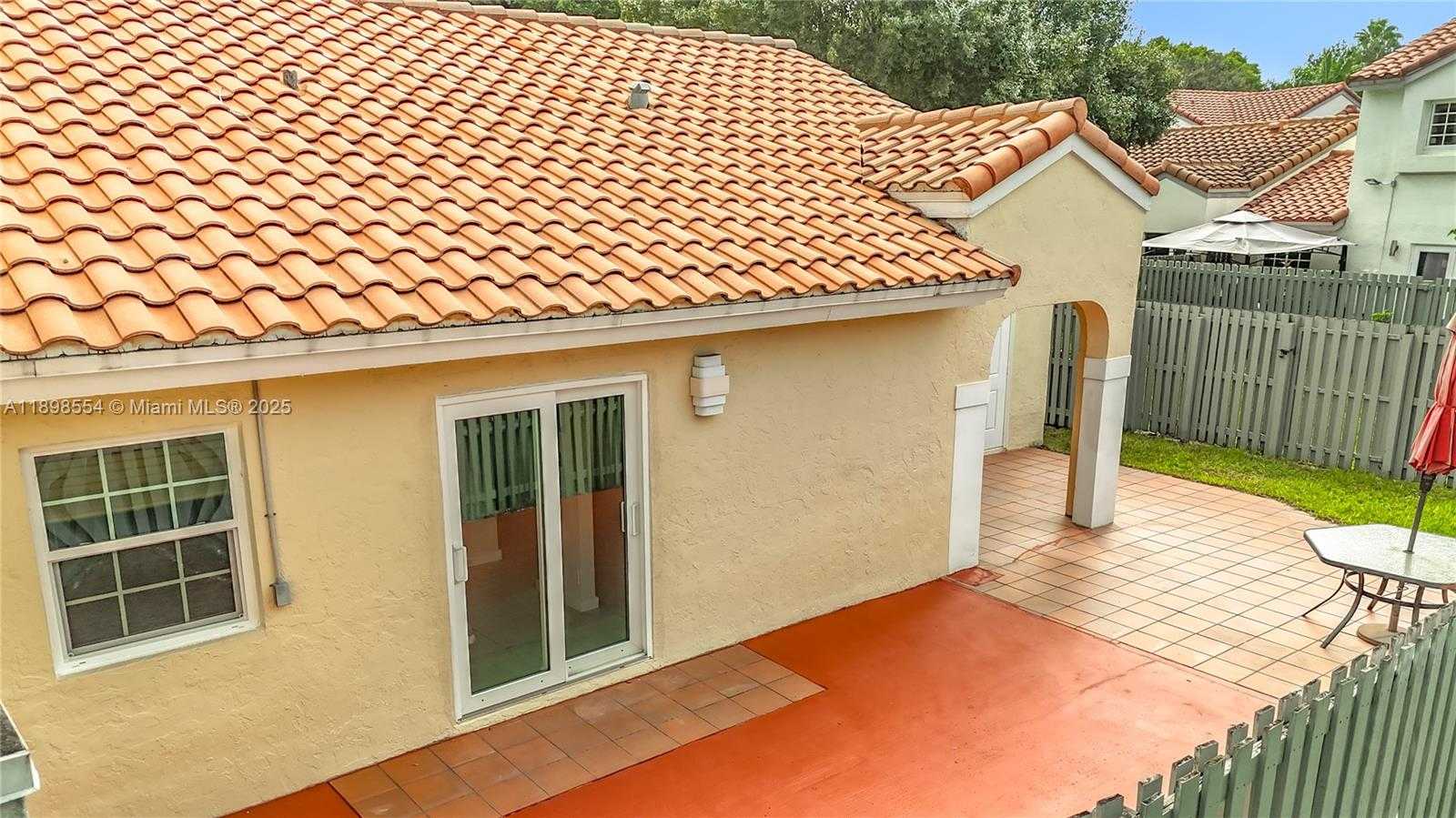 Small Image of 1485 SPRINGSIDE DR, Weston Number 60
