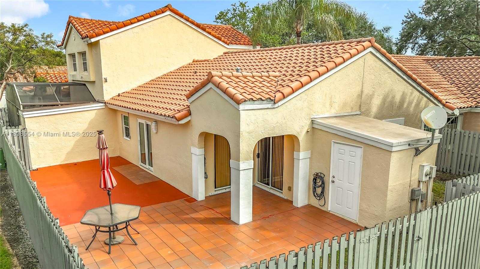 Small Image of 1485 SPRINGSIDE DR, Weston Number 67