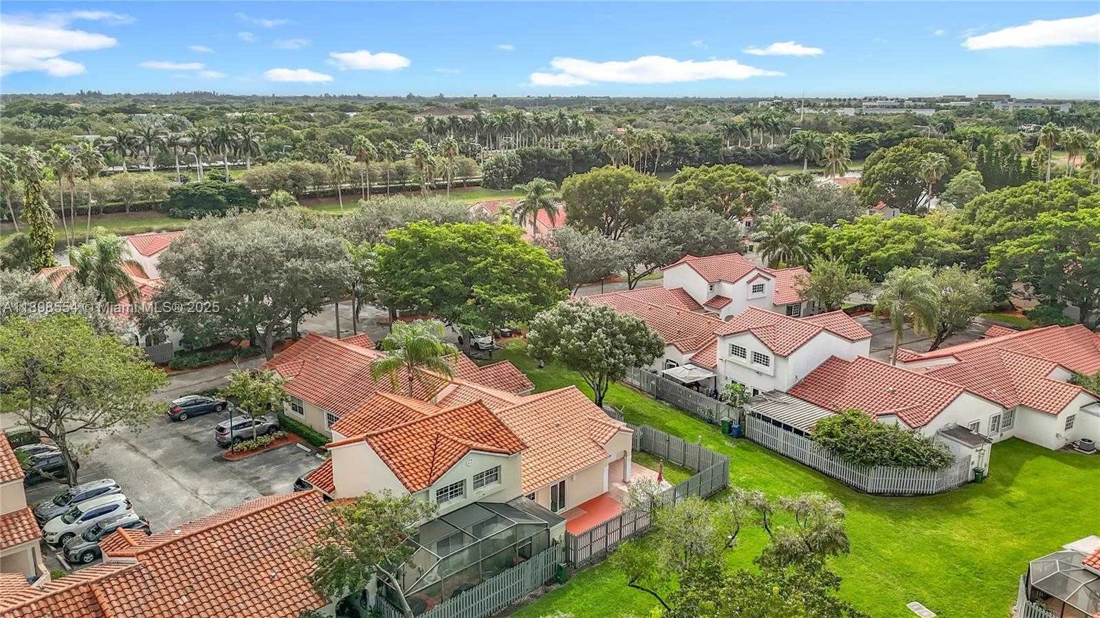 Small Image of 1485 SPRINGSIDE DR, Weston Number 69