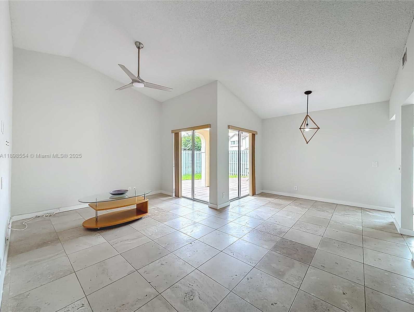 Small Image of 1485 SPRINGSIDE DR, Weston Number 7