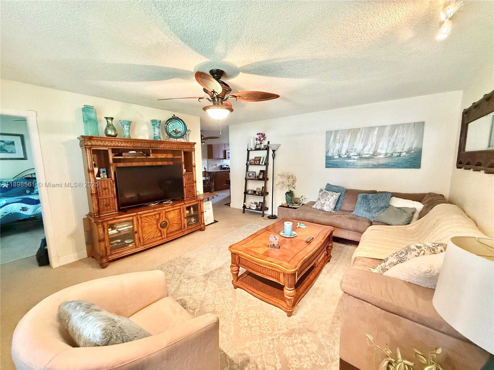 Small Image of 3600 HARRISON ST #16B, Hollywood Number 3