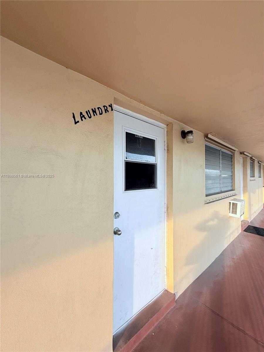 Small Image of 3600 HARRISON ST #16B, Hollywood Number 33