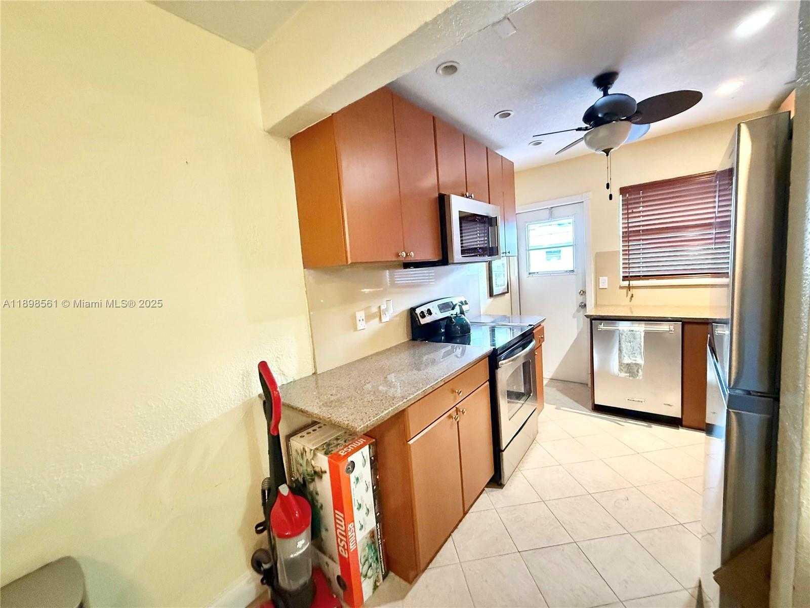 Small Image of 3600 HARRISON ST #16B, Hollywood Number 35