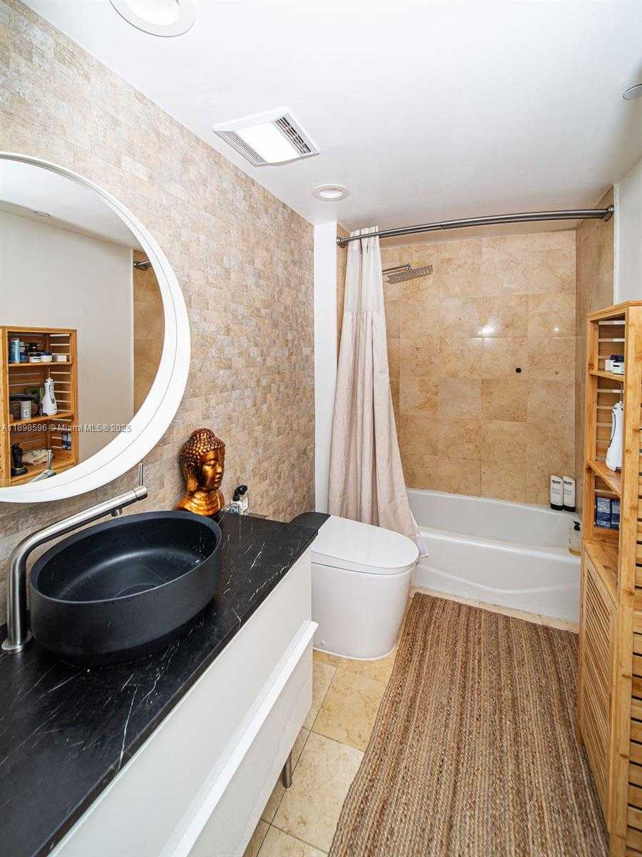 Small Image of 1800 SOUTH OCEAN DR #3102, Hallandale Beach Number 14