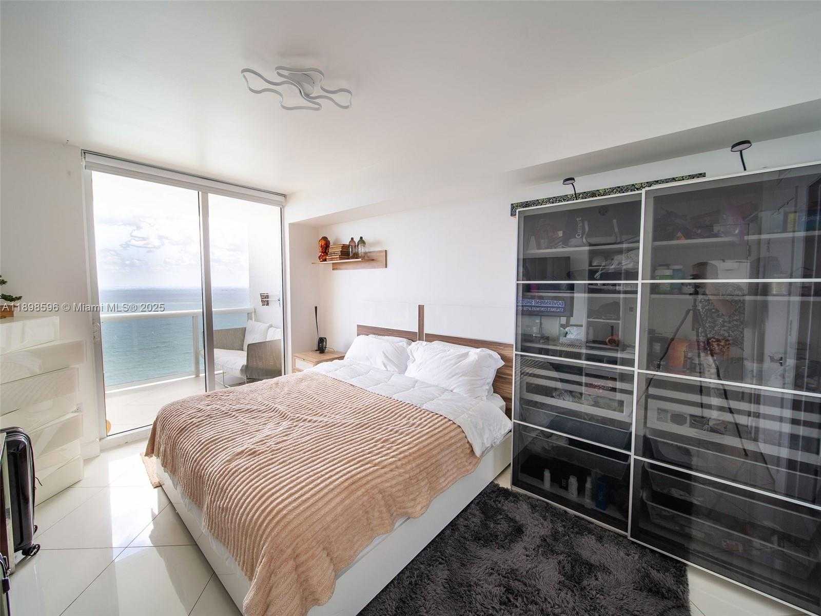 Small Image of 1800 SOUTH OCEAN DR #3102, Hallandale Beach Number 5