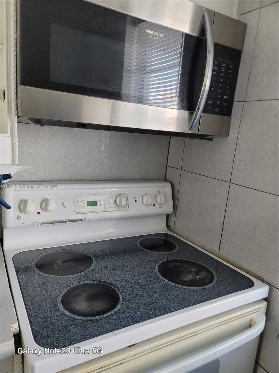 Small Image of 2219 POLK ST #5A, Hollywood Number 10