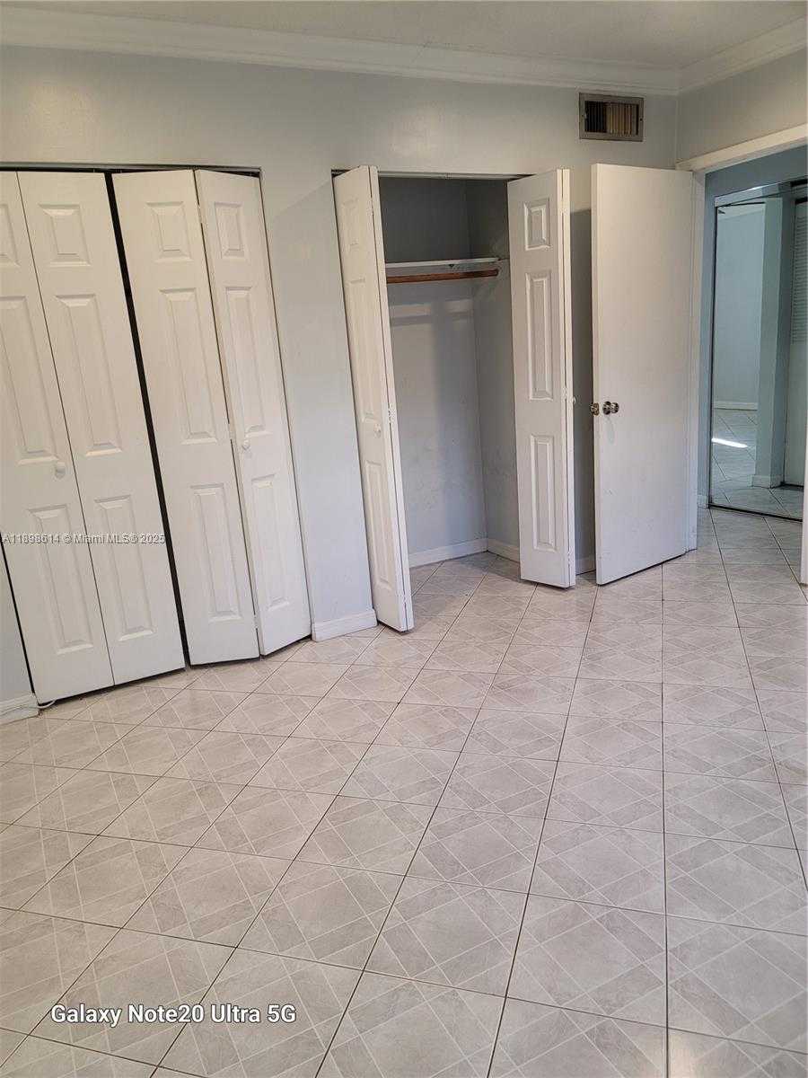 Small Image of 2219 POLK ST #5A, Hollywood Number 17