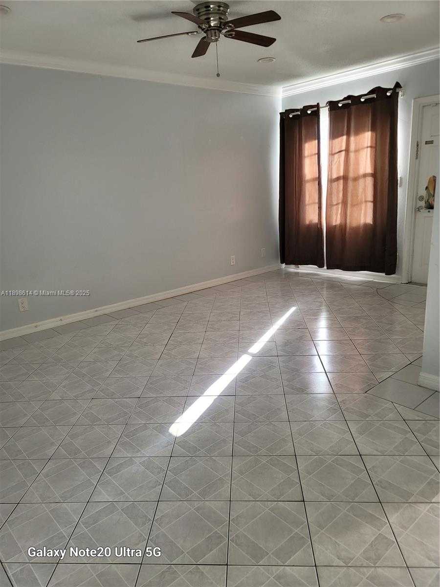Small Image of 2219 POLK ST #5A, Hollywood Number 3
