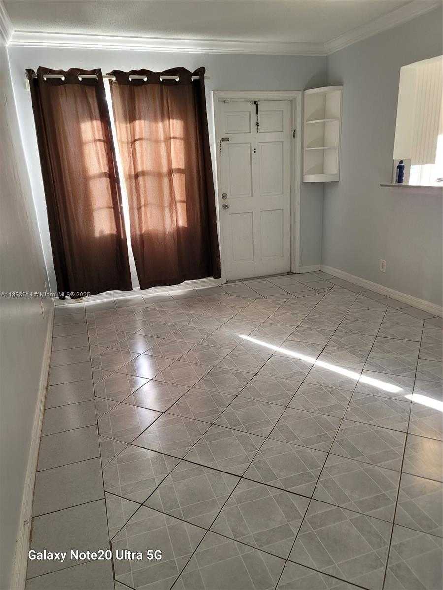 Small Image of 2219 POLK ST #5A, Hollywood Number 4