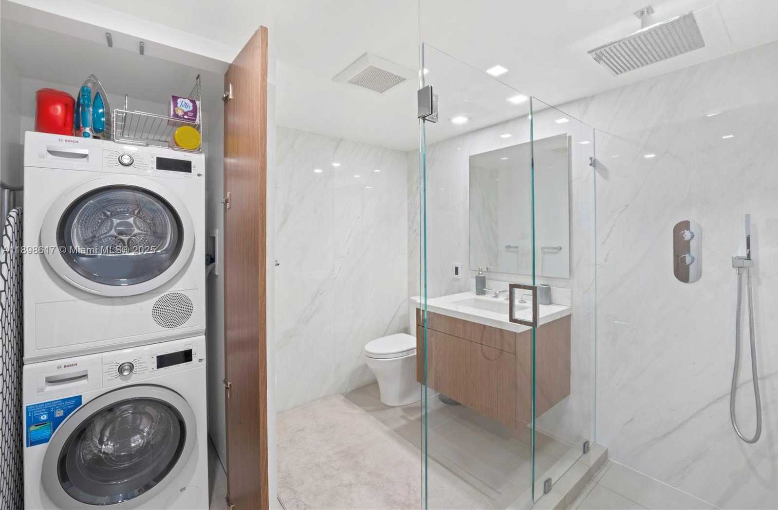 Small Image of 2301 COLLINS AVE #1005, Miami Beach Number 20