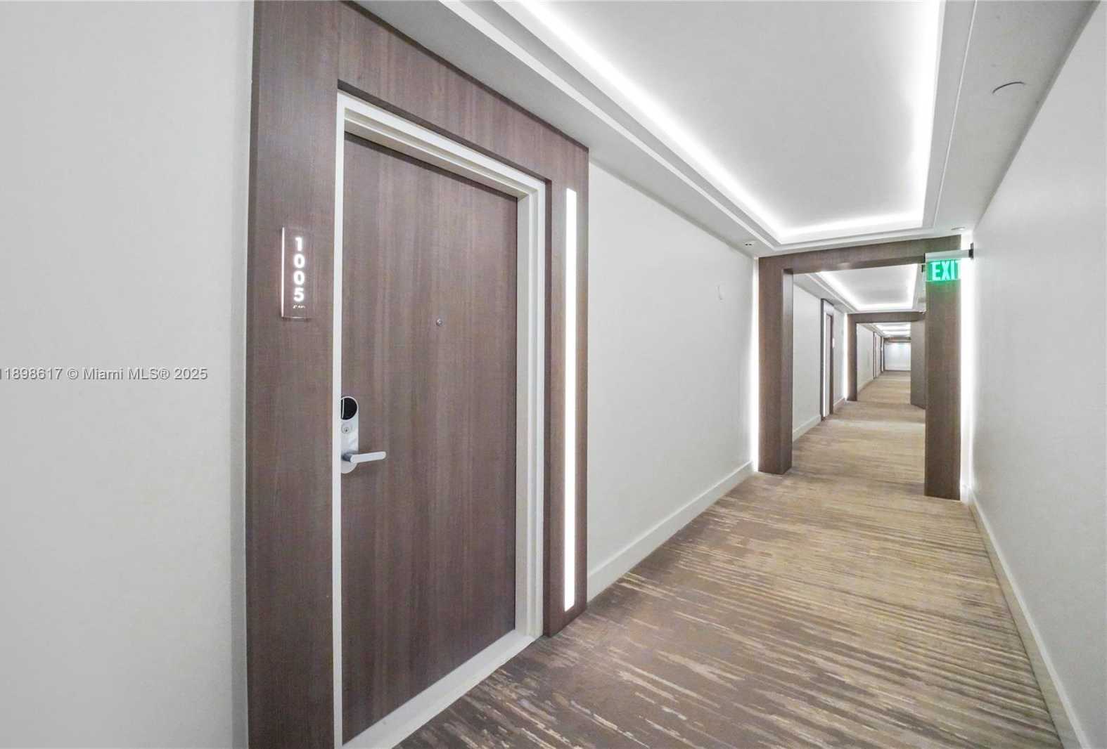 Small Image of 2301 COLLINS AVE #1005, Miami Beach Number 22