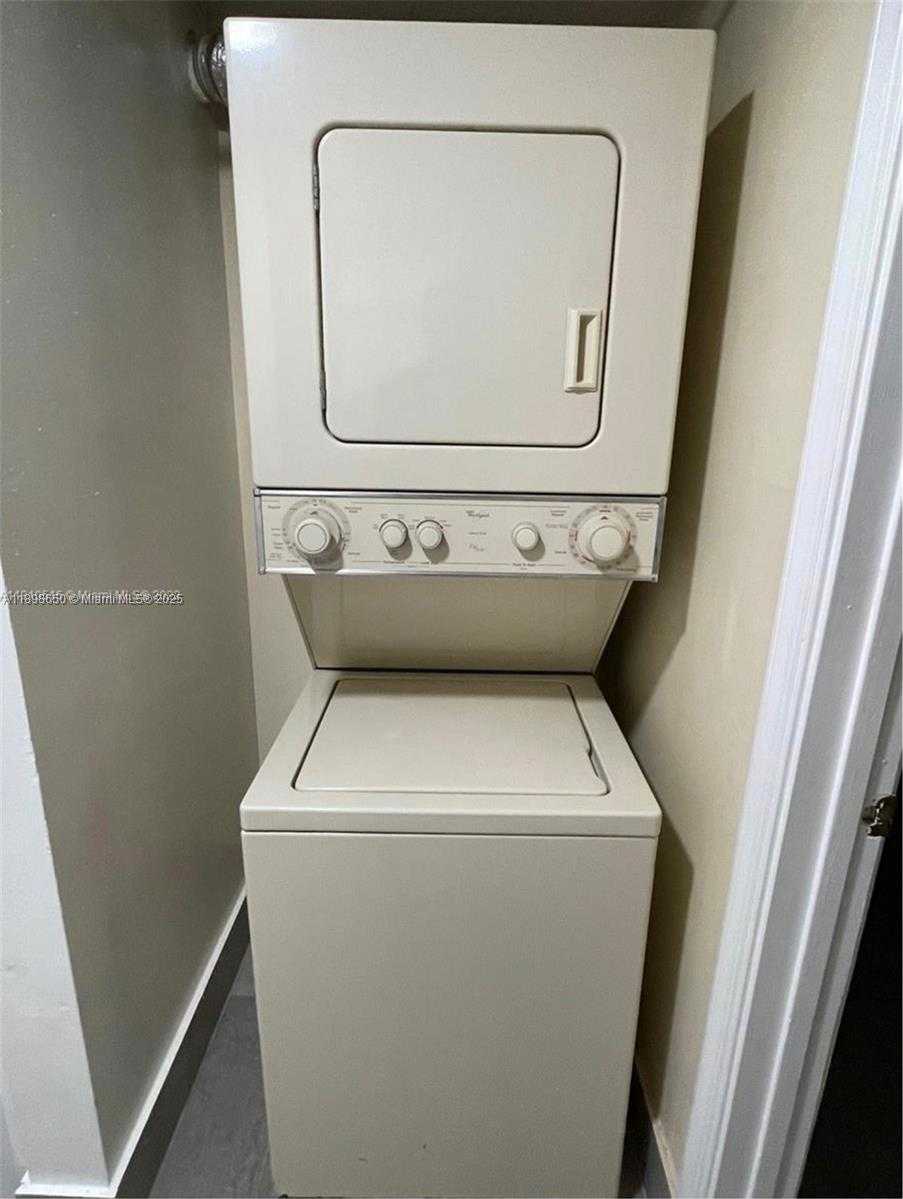Small Image of 3660 NORTH 56TH AVE #609, Hollywood Number 8
