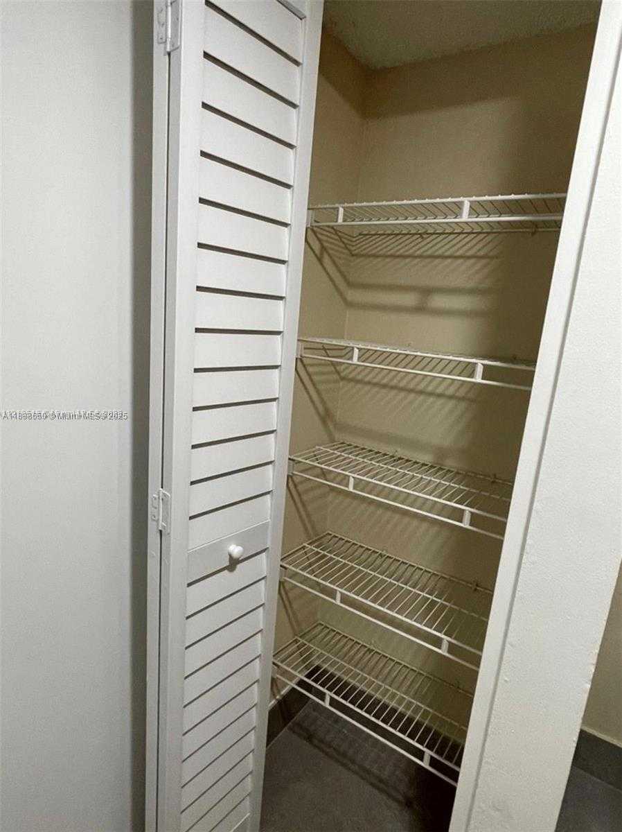 Small Image of 3660 NORTH 56TH AVE #609, Hollywood Number 9