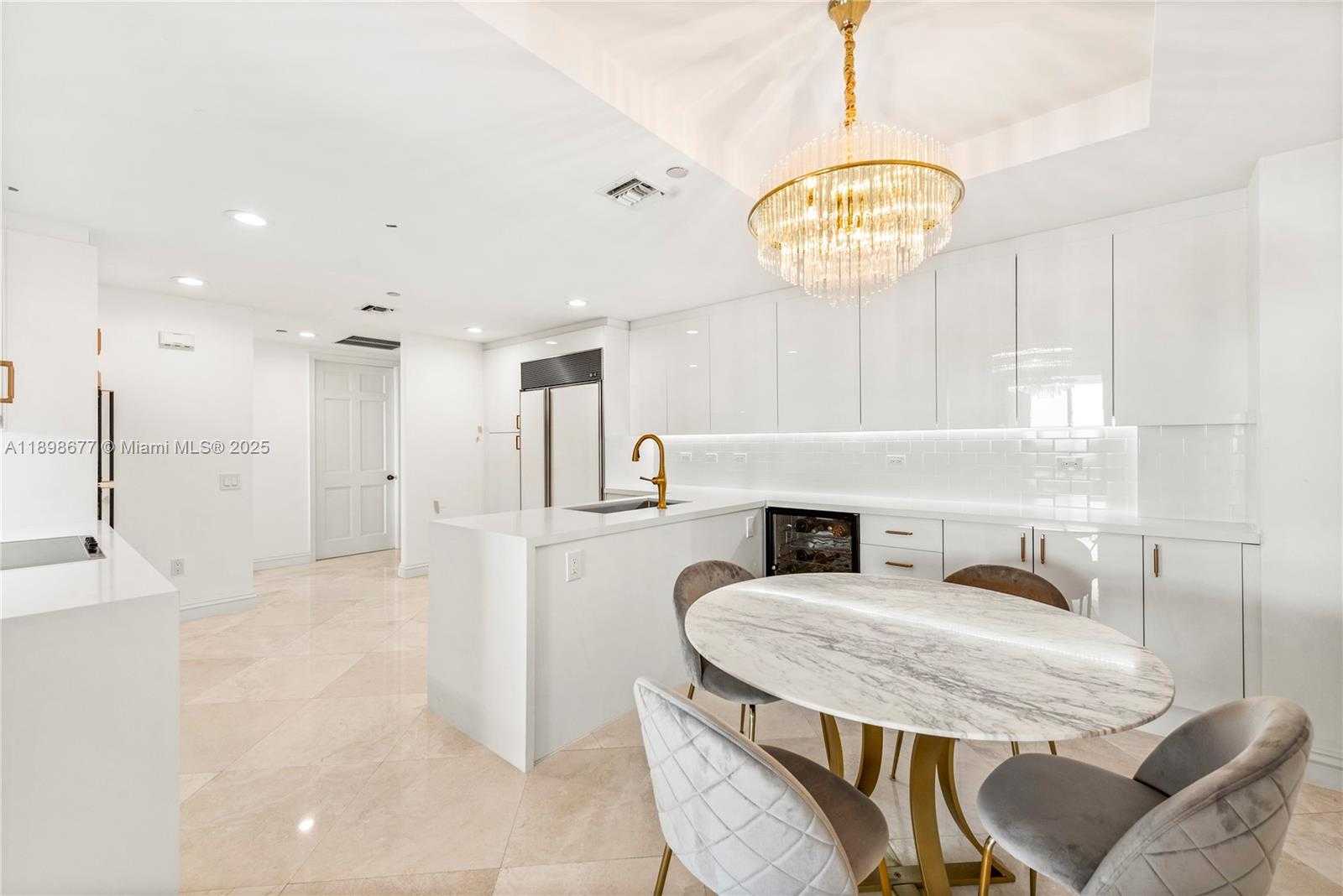 Small Image of 7642 FISHER ISLAND DR #7642, Fisher Island Number 4