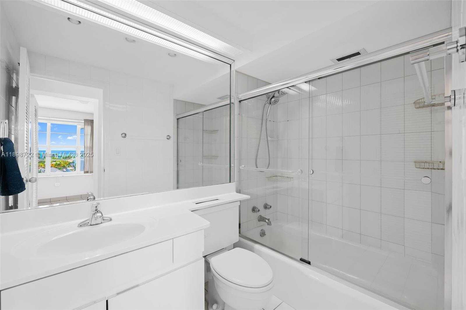 Small Image of 3111 NORTH OCEAN DR #812, Hollywood Number 16