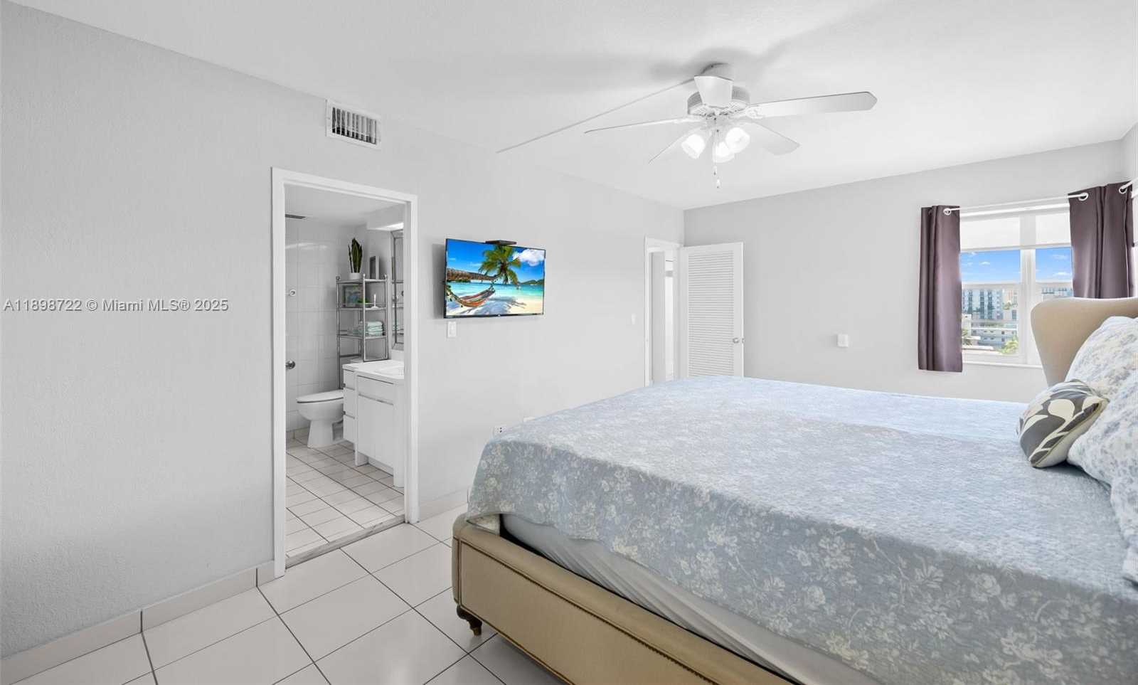 Small Image of 3111 NORTH OCEAN DR #812, Hollywood Number 17