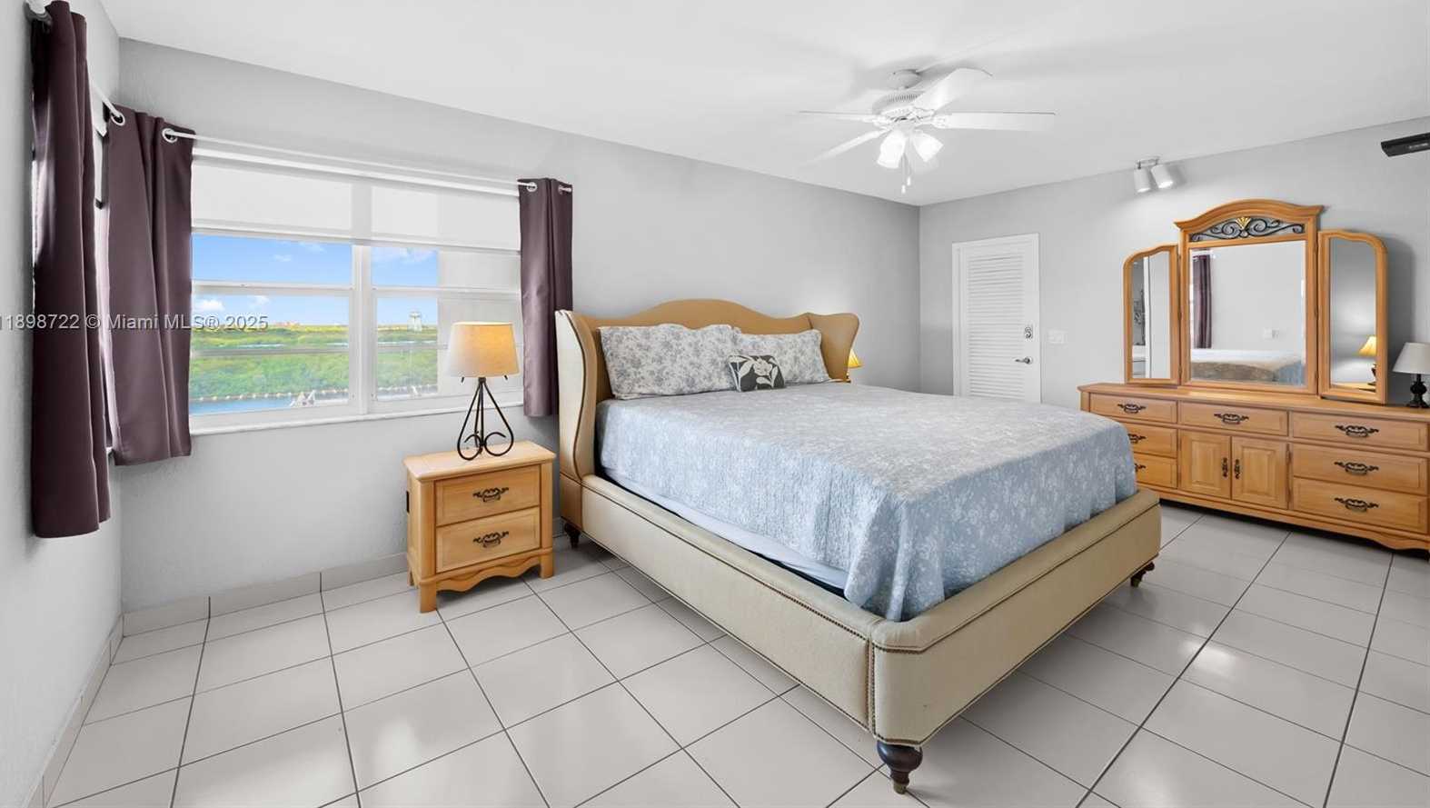 Small Image of 3111 NORTH OCEAN DR #812, Hollywood Number 18