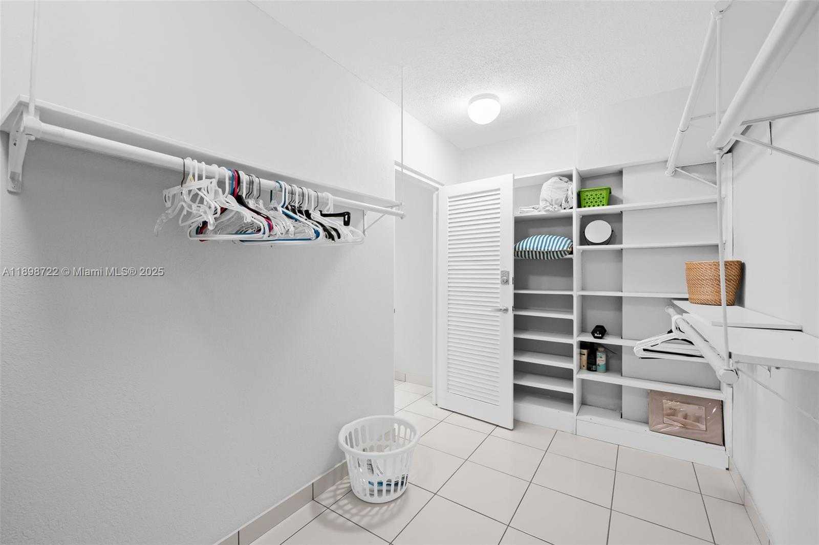 Small Image of 3111 NORTH OCEAN DR #812, Hollywood Number 20