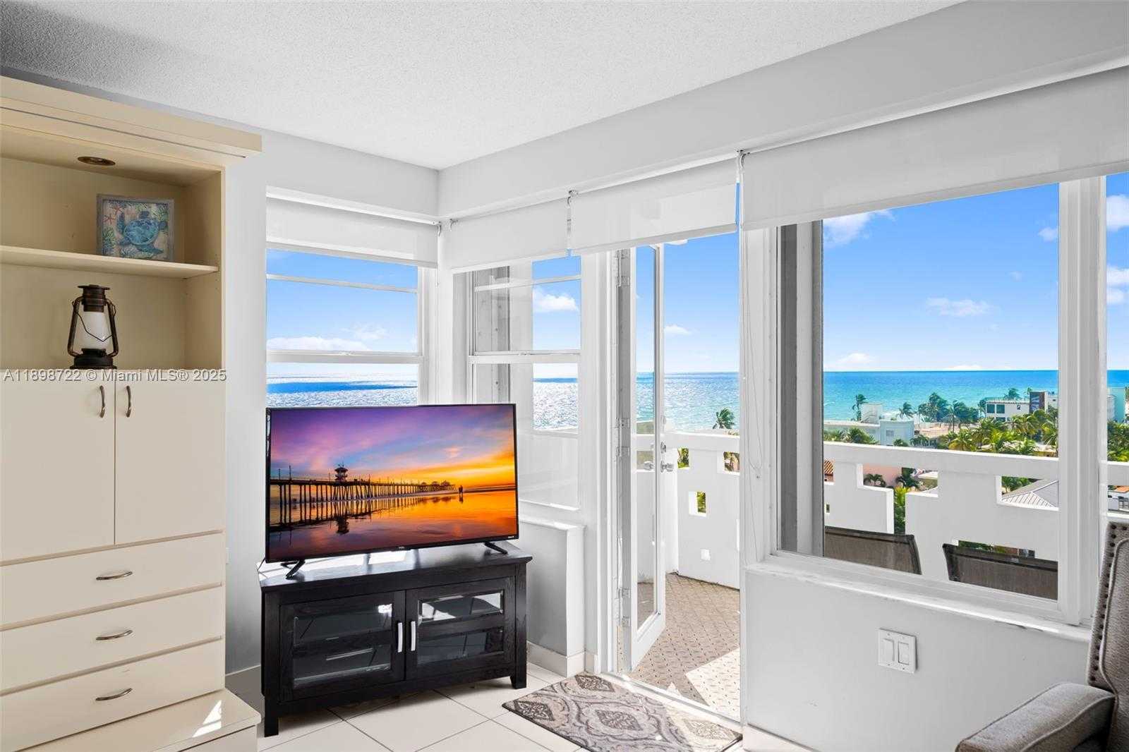 Small Image of 3111 NORTH OCEAN DR #812, Hollywood Number 8