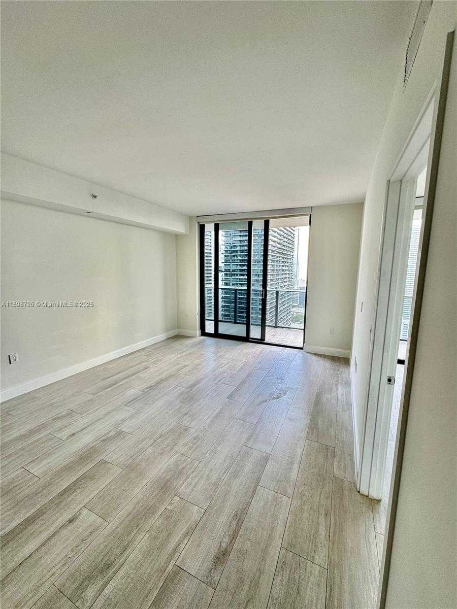 Small Image of 45 SOUTH WEST 9TH ST #3404, Miami Number 5