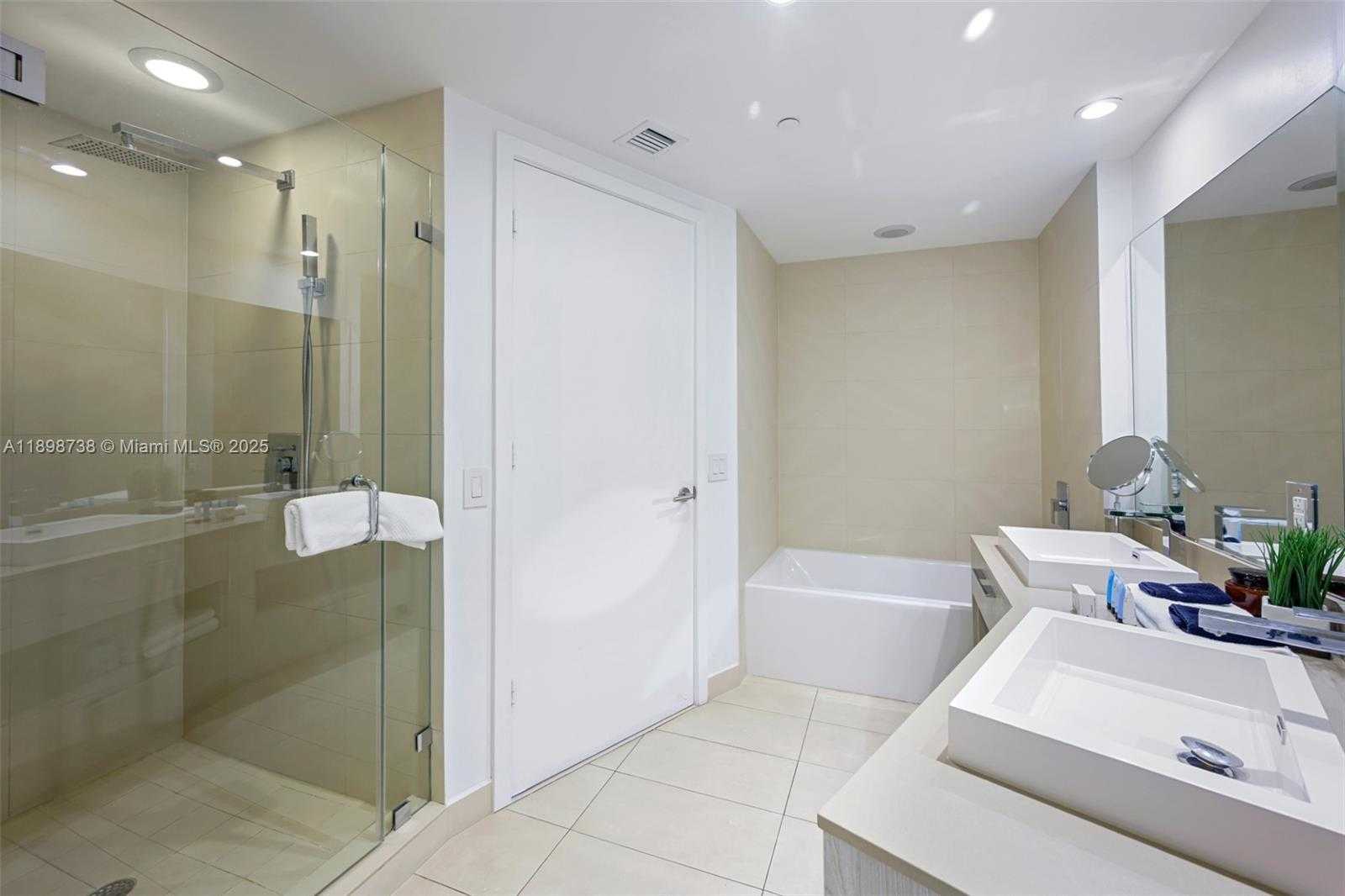 Small Image of 4111 SOUTH OCEAN DR #3002, Hollywood Number 12