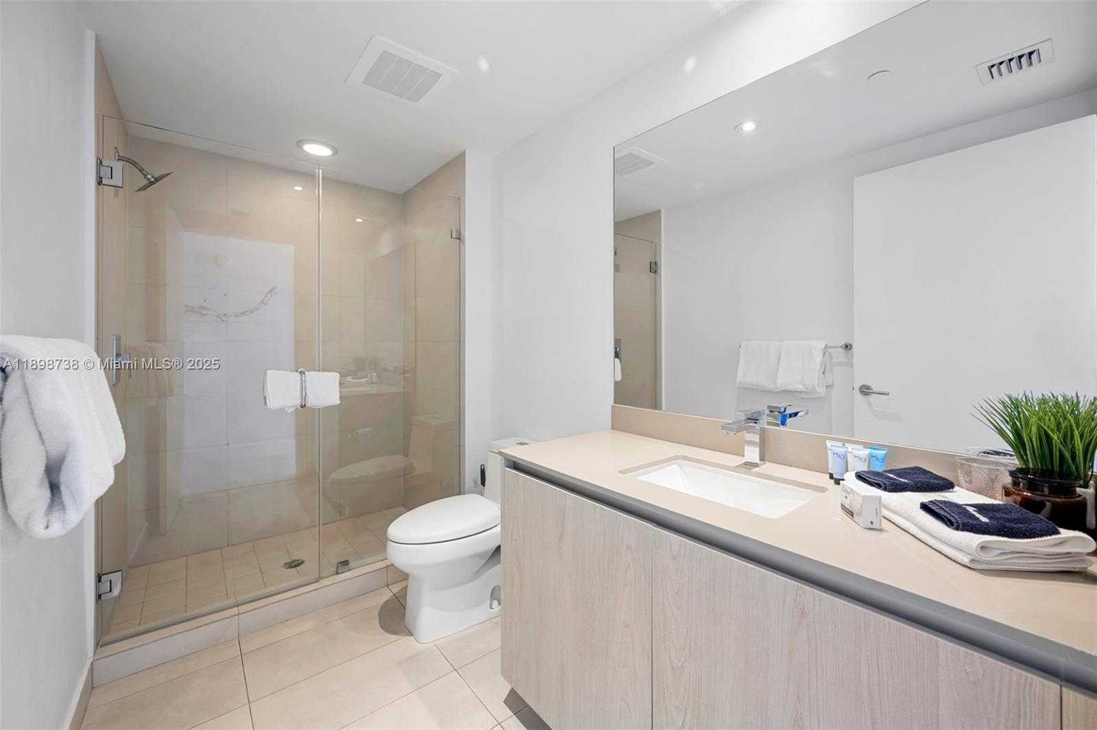 Small Image of 4111 SOUTH OCEAN DR #3002, Hollywood Number 15